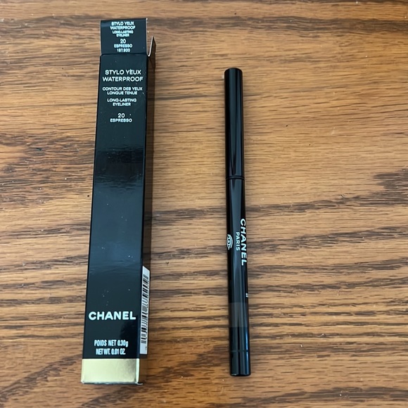 Chanel stylo yeux waterproof long lasting eyeliner. - Picture 4 of 5